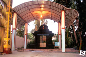 Babaji Tempelschrein in Katirgama 2